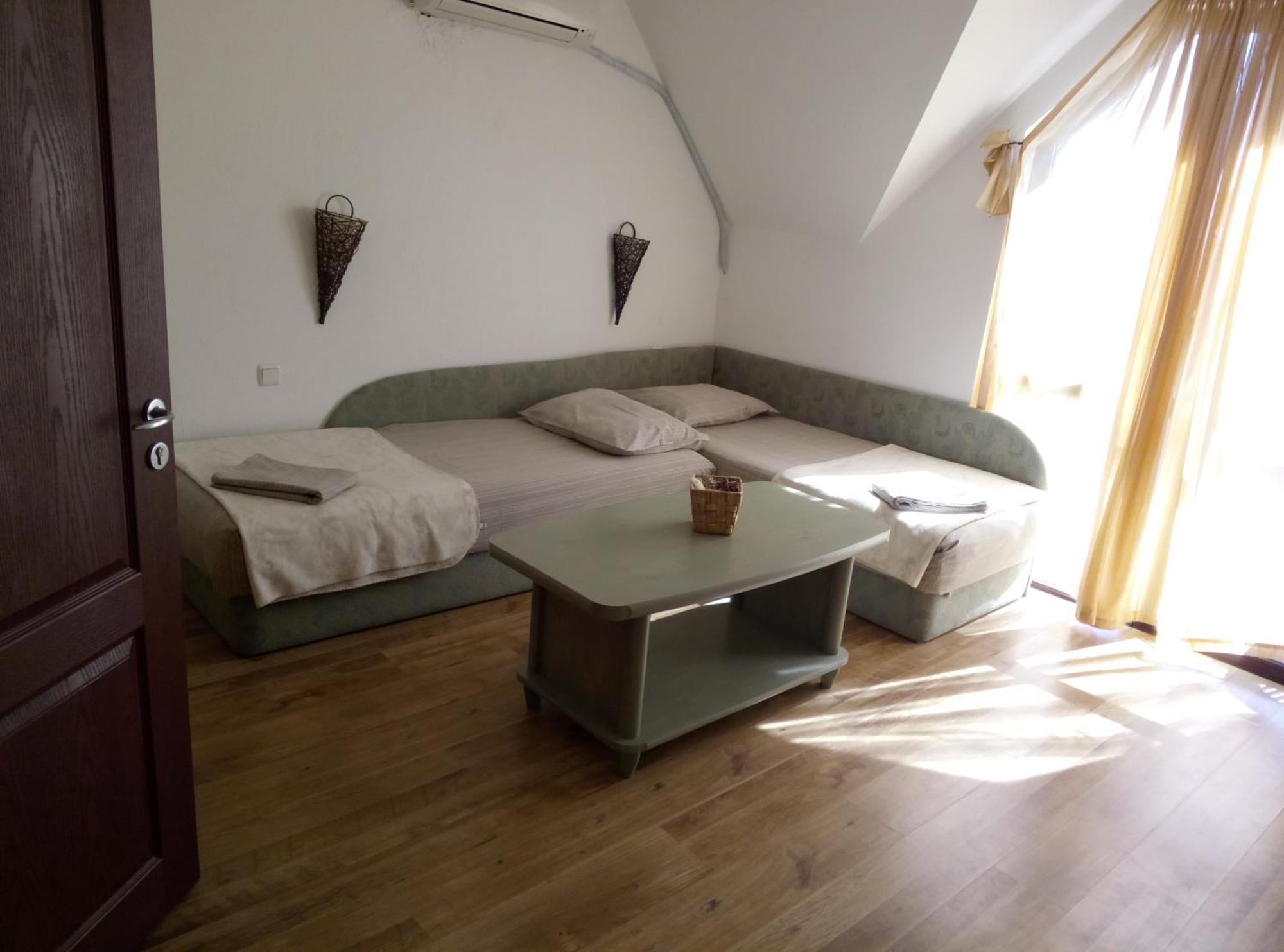 Family Hotel Bellehouse 체르노모레츠 객실 사진
